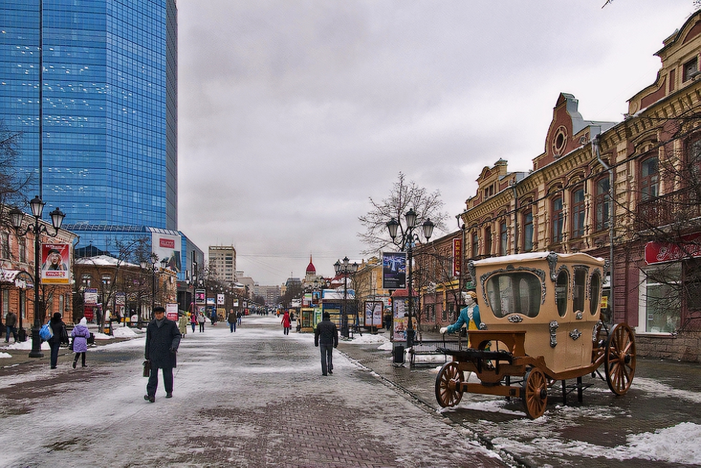 Богата на старые домики улица Труда.